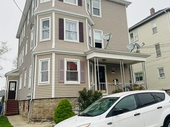 684 Penn St, Fall River, MA 02724