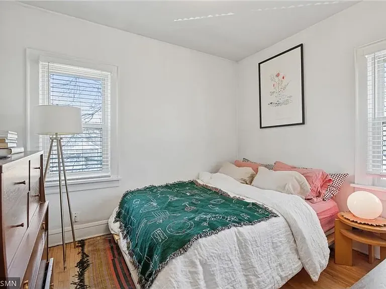 4224 Cedar Avenue South — Photo 17