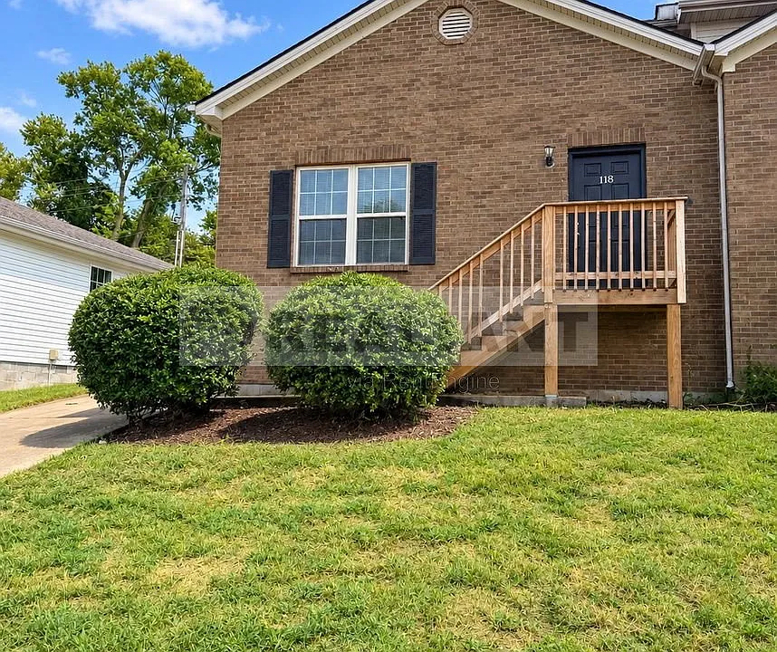 118 Maple Leaf Ln