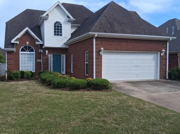 904 Helen Dr, Tuscumbia, AL 35674