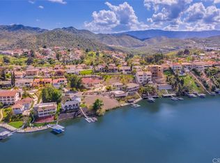 22650 Running Rabbit Ct, Canyon Lake, CA 92587