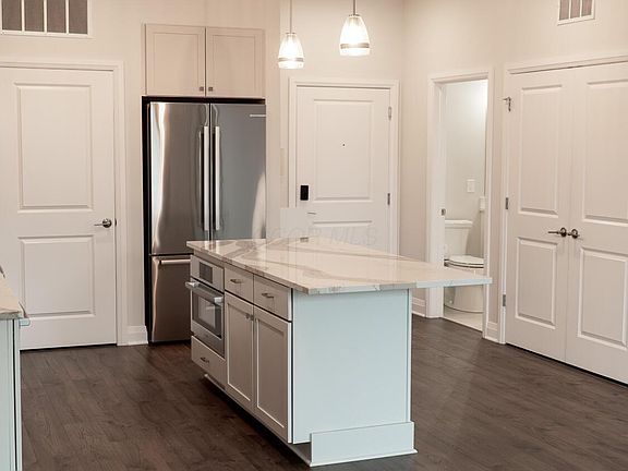 5th image of 6633 Dale Dr Unit 419
