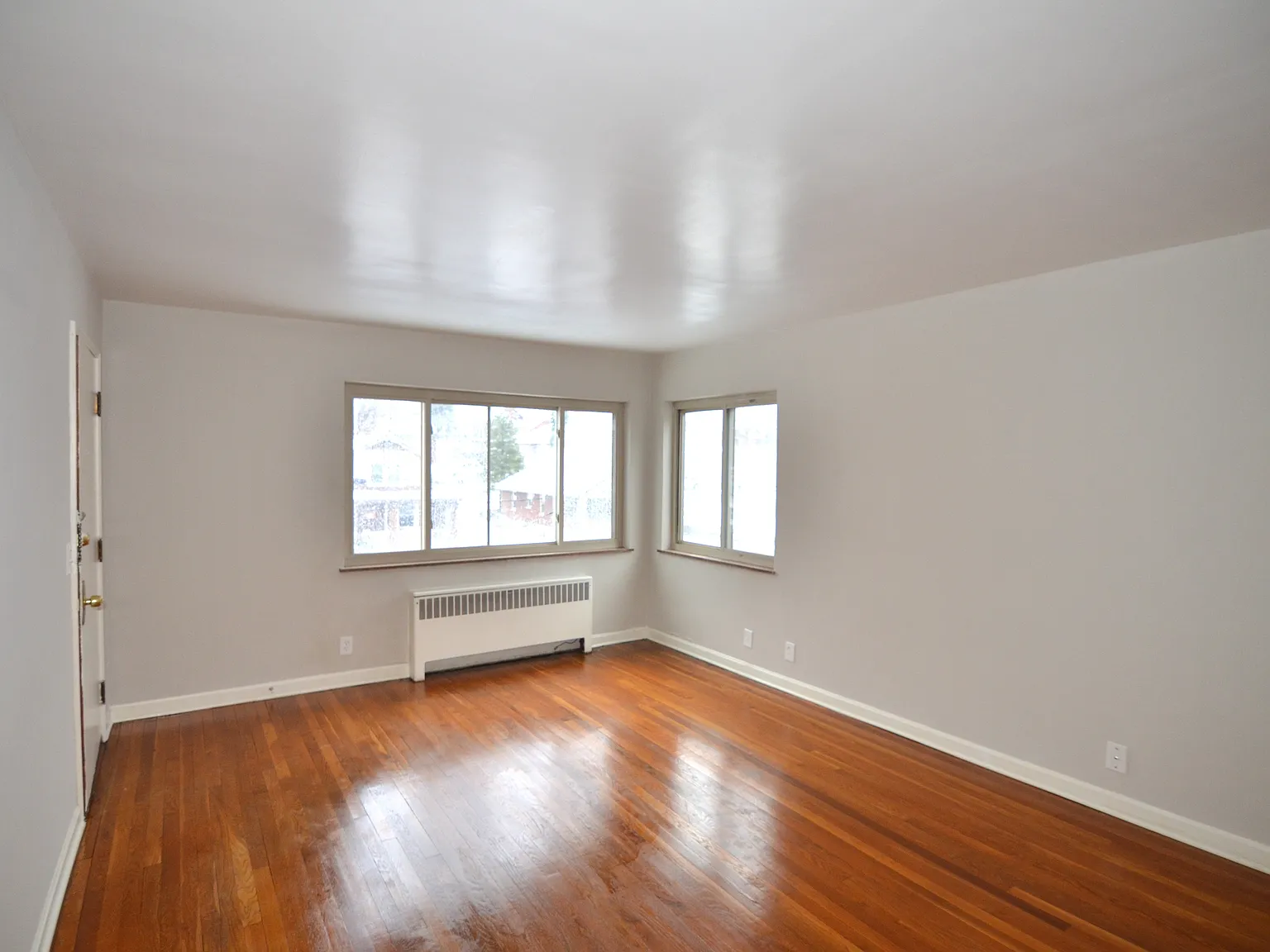 2 bed, 800 sqft, $1,075 — Photo 3