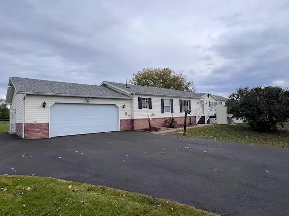 194 W Hill Rd, Plattsburgh, NY 12901