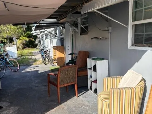 1913 Gardenia Rd, Fort Lauderdale, FL 33317