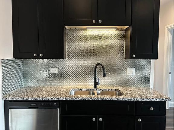 3rd image of 4403 N Keeler Ave #2