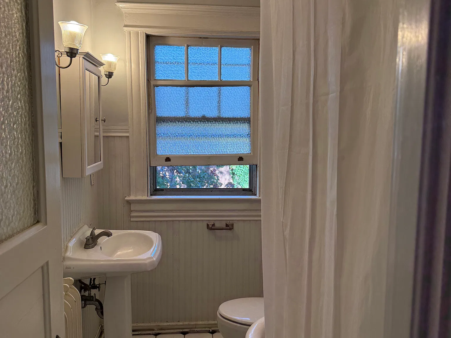 2 bed, 1400 sqft, $1,650 — Photo 3