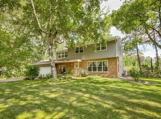4486 Wood Duck Dr, Vadnais Heights, MN 55127