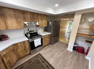 9330 W Fort Island Trl APT 8, Crystal River, FL 34429