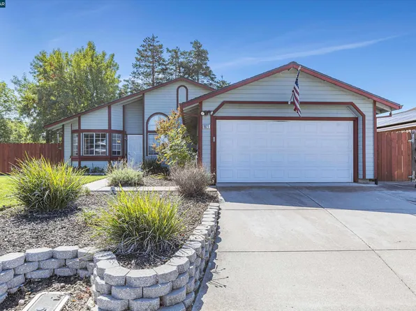 1671 Ponderosa Dr, Oakley, CA 94561