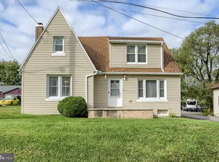 787 Manada Bottom Rd, Harrisburg, PA 17112