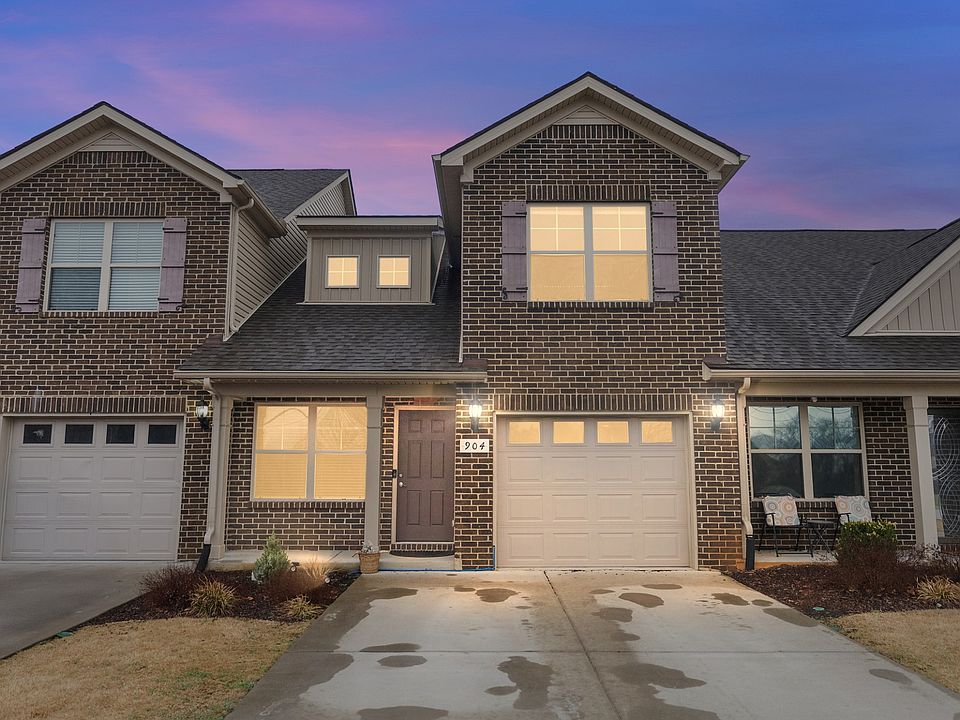1st image of 904 Harold Lee Dr