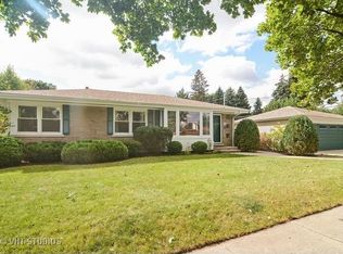 1246 N Walnut Ave, Arlington Heights, IL