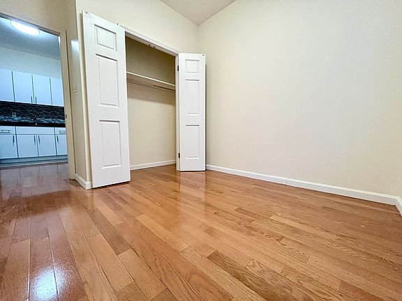 5th image of 338 E 15th St #2L