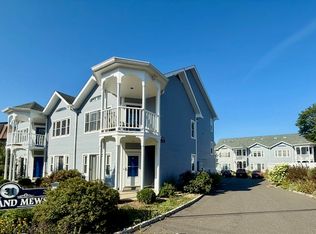 31 High St APT 2-2C, Norwalk, CT 06851
