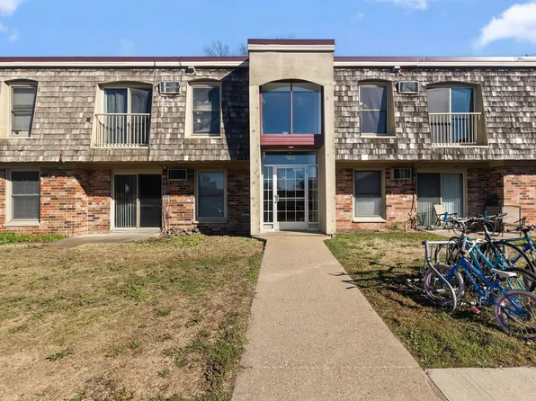 901 11th Ave S APT 5, Hopkins, MN 55343