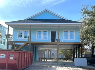 145 NE 20th St, Oak Island, NC 28465