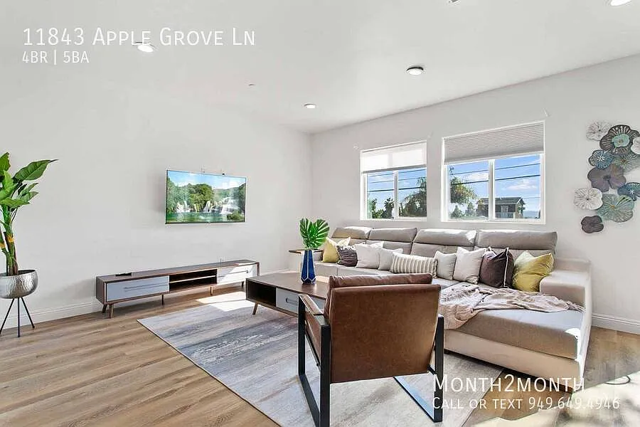11843 Apple Grove Ln