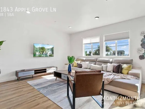 11843 Apple Grove Ln, Sylmar, CA 91342