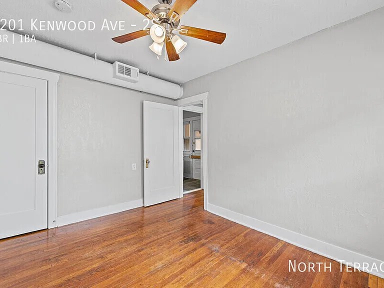 4201 Kenwood — Photo 19
