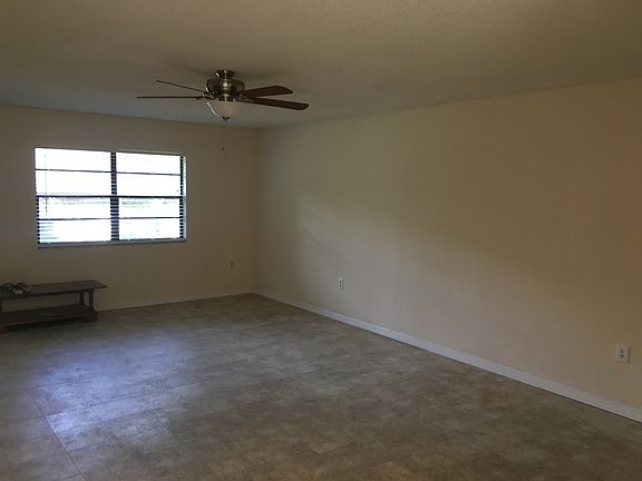 3rd image of 4042 Diamond Leaf Ct