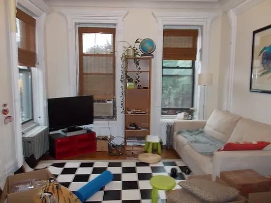 Rented by Farran & Associates | media 4