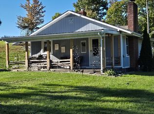 38 Wagon Wheel Rd, Elk Creek, VA 24326