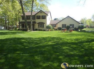 9506 Parkview Dr, Plymouth, IN 46563