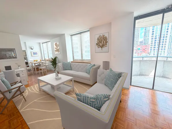 224 East 52nd Street image 1 of 14