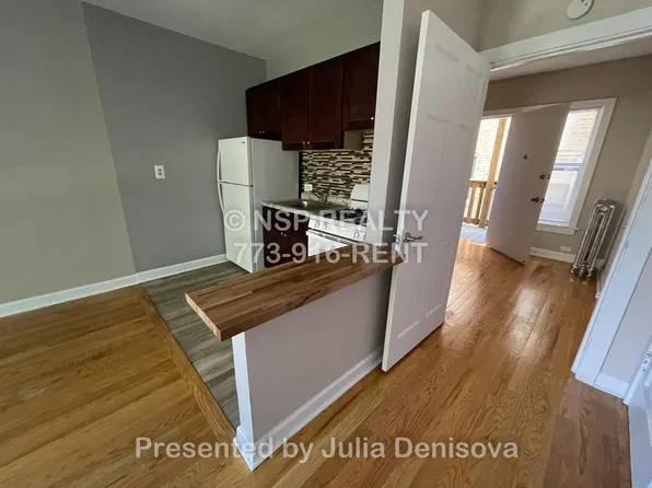 5662 N Ridge Ave #1H, Chicago, IL 60660