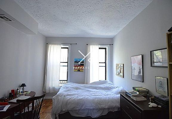 3rd image of 382 Montgomery St APT 3F