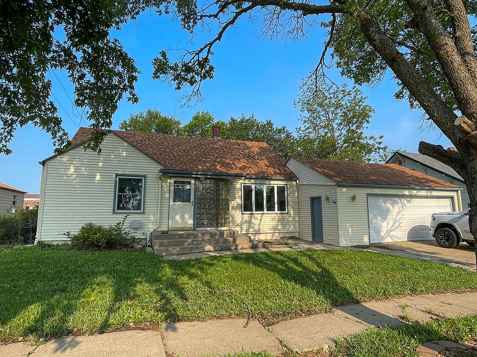 105 Blowers Ave N, Wessington Springs, SD 57382 MLS 23144 Zillow