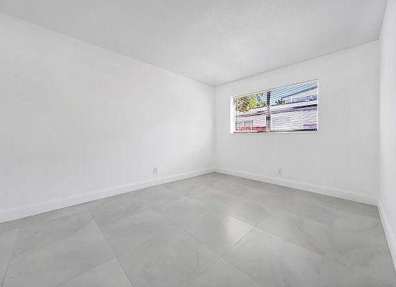 5th image of 2420 Johnson Street #107