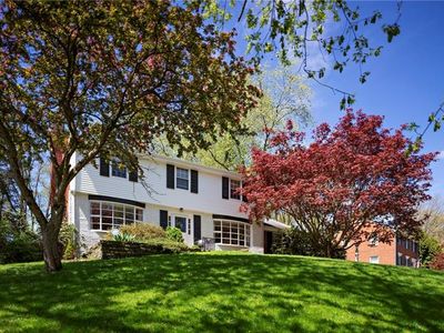 128 Woodshire Dr, Pittsburgh, PA, 15215