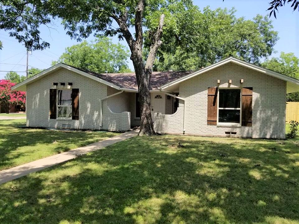 Front Elevation
