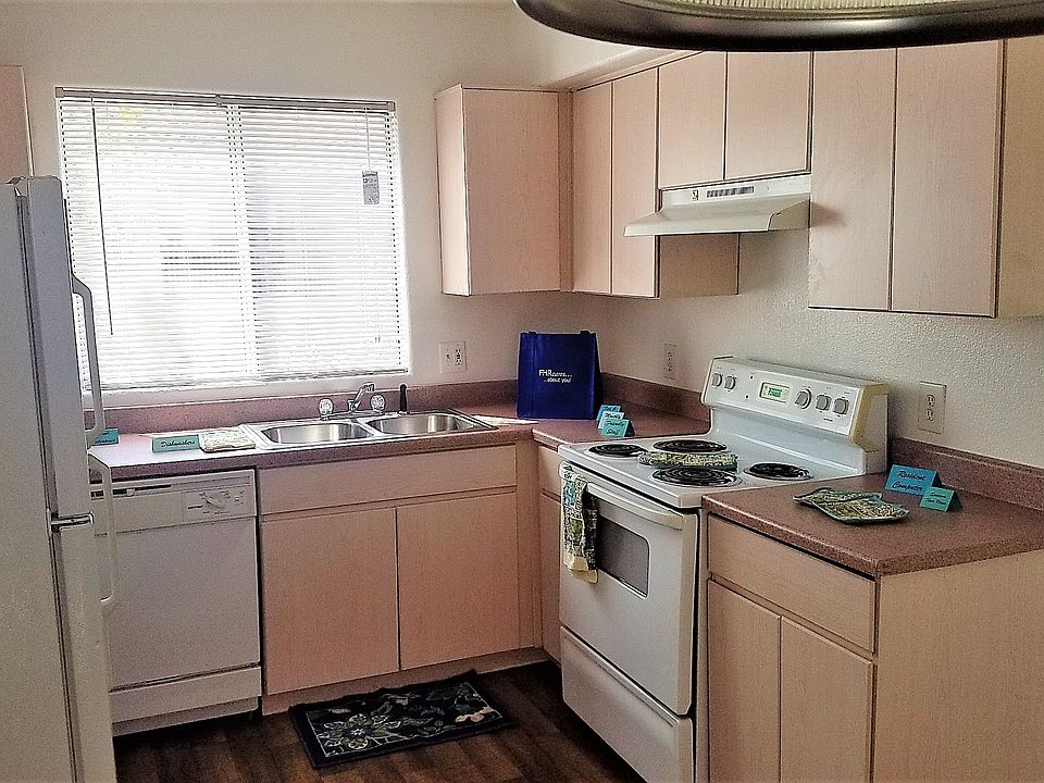 1st image of 351 E Pearl St APT 4205