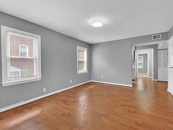 4th image of 8216 Nolte Ave APT 2