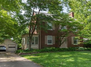 1028 Saint Louis St, Edwardsville, IL