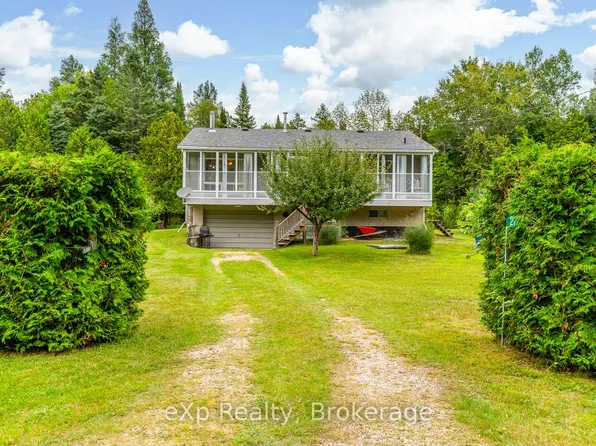 27 Bell Dr, Northern Bruce Peninsula, ON N0H 2T0
