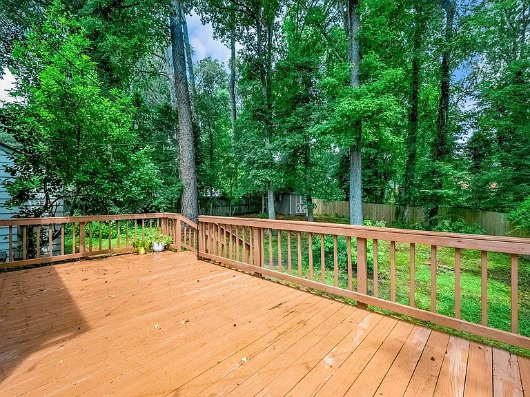 6608 Wexford Ln — Photo 23