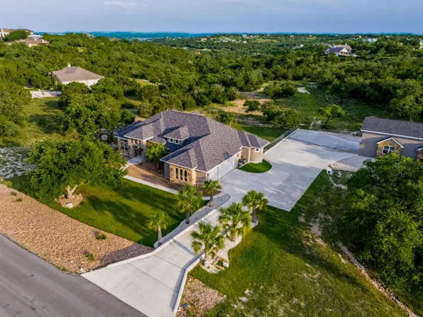 346 Blackbird Dr, Spring Branch, TX 78070