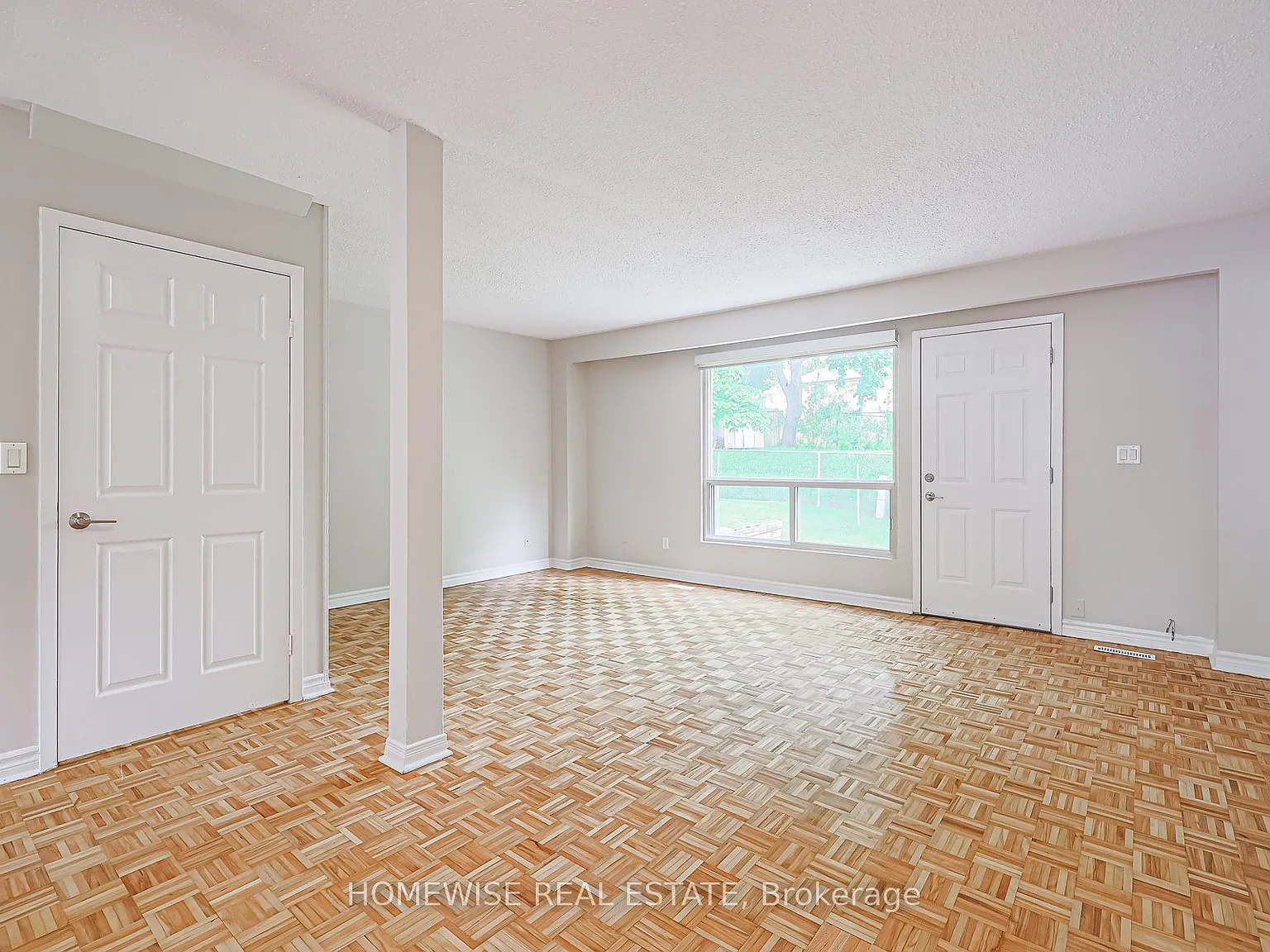 3 bed, $2,995 — Photo 3
