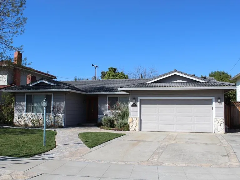 1751 Curtner Ave — Photo 1