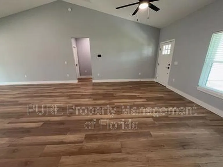 6001 SE 4th Pl — Photo 11