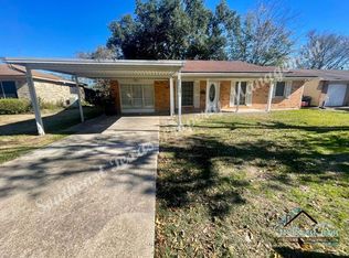 5080 Bruce Dr, Beaumont, TX 77708