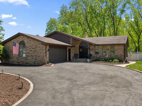 1148 Tamarack Pl, Munster, IN 46321