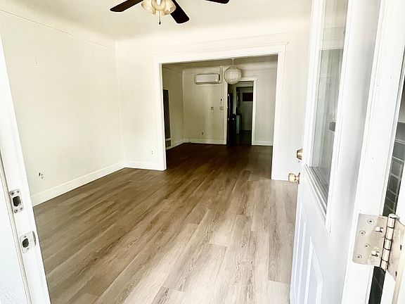3rd image of 342 W Chevy Chase Dr APT E