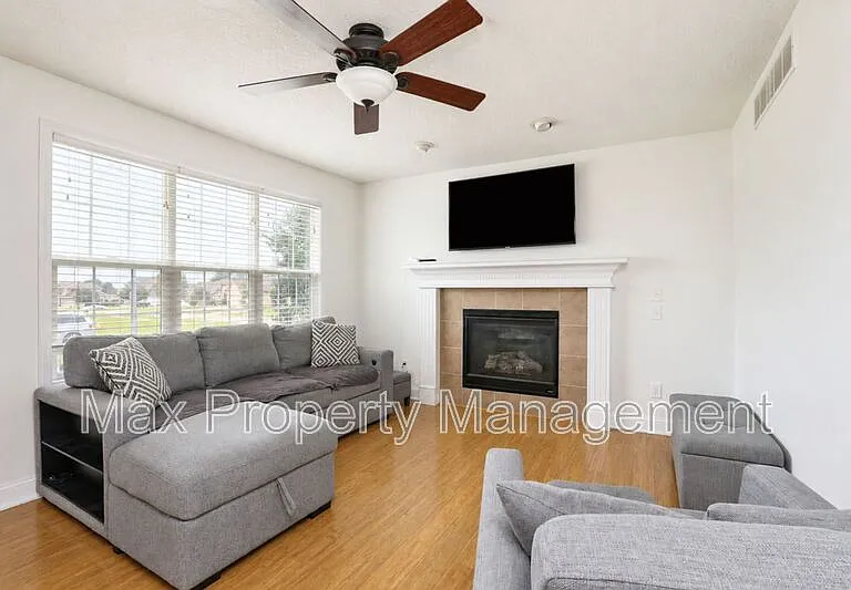 10419 Stonecrest Dr — Photo 10