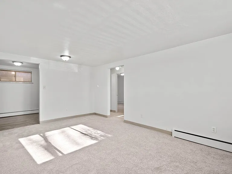 Lindberg Apartments — Photo 3