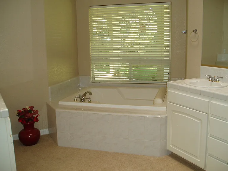1720 E Granada Ave — Photo 16